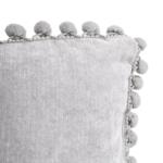 images/product/150/060/3/060316/coussin-pompons-gc-40x40_60316_1