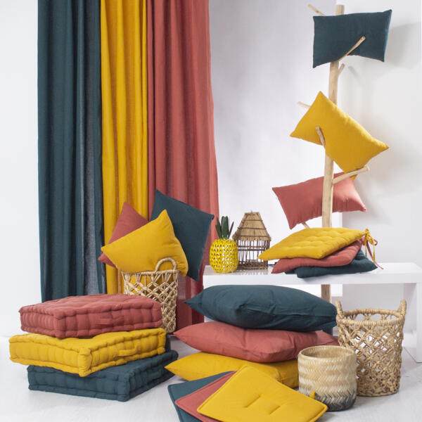 images/product/600/073/5/073538/coussin-60-cm-etna-jaune-moutarde_73538