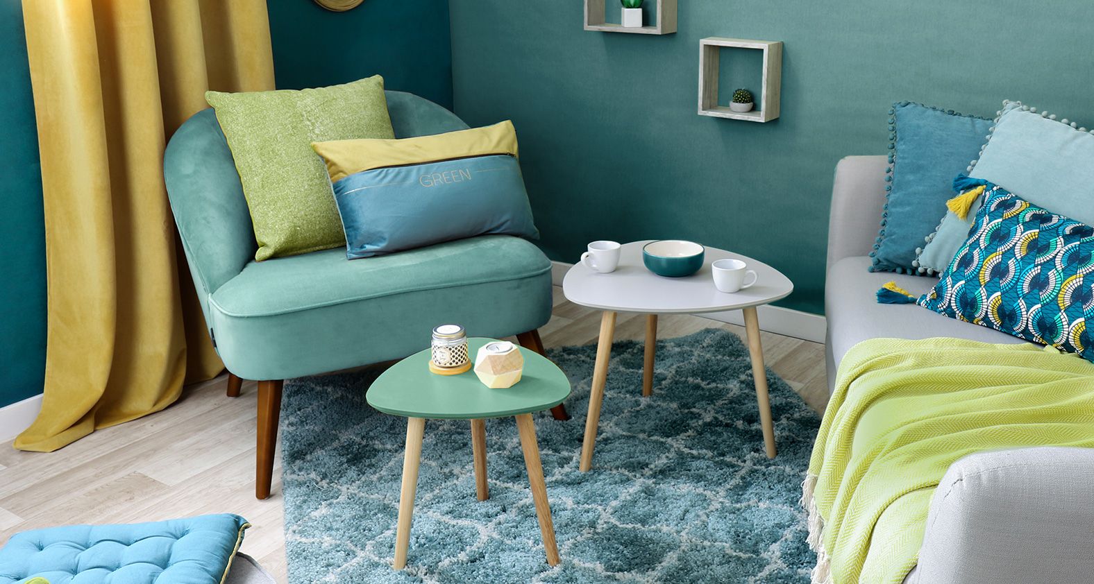 salone blu verde e giallo