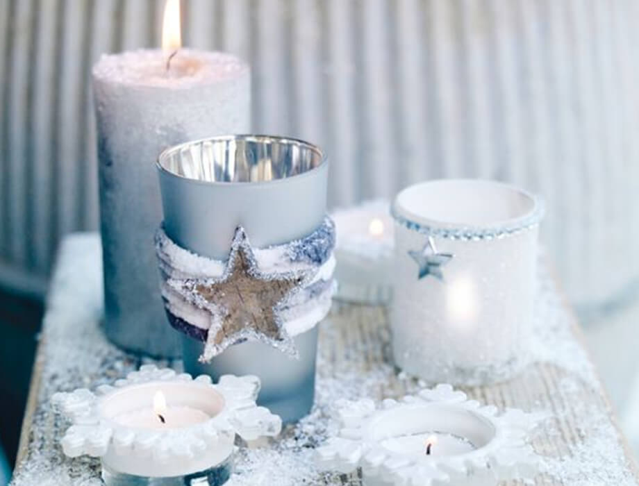 Tendencia Navidad 2018 Portavelas y velas de Navidad, tendencia azul escarchado