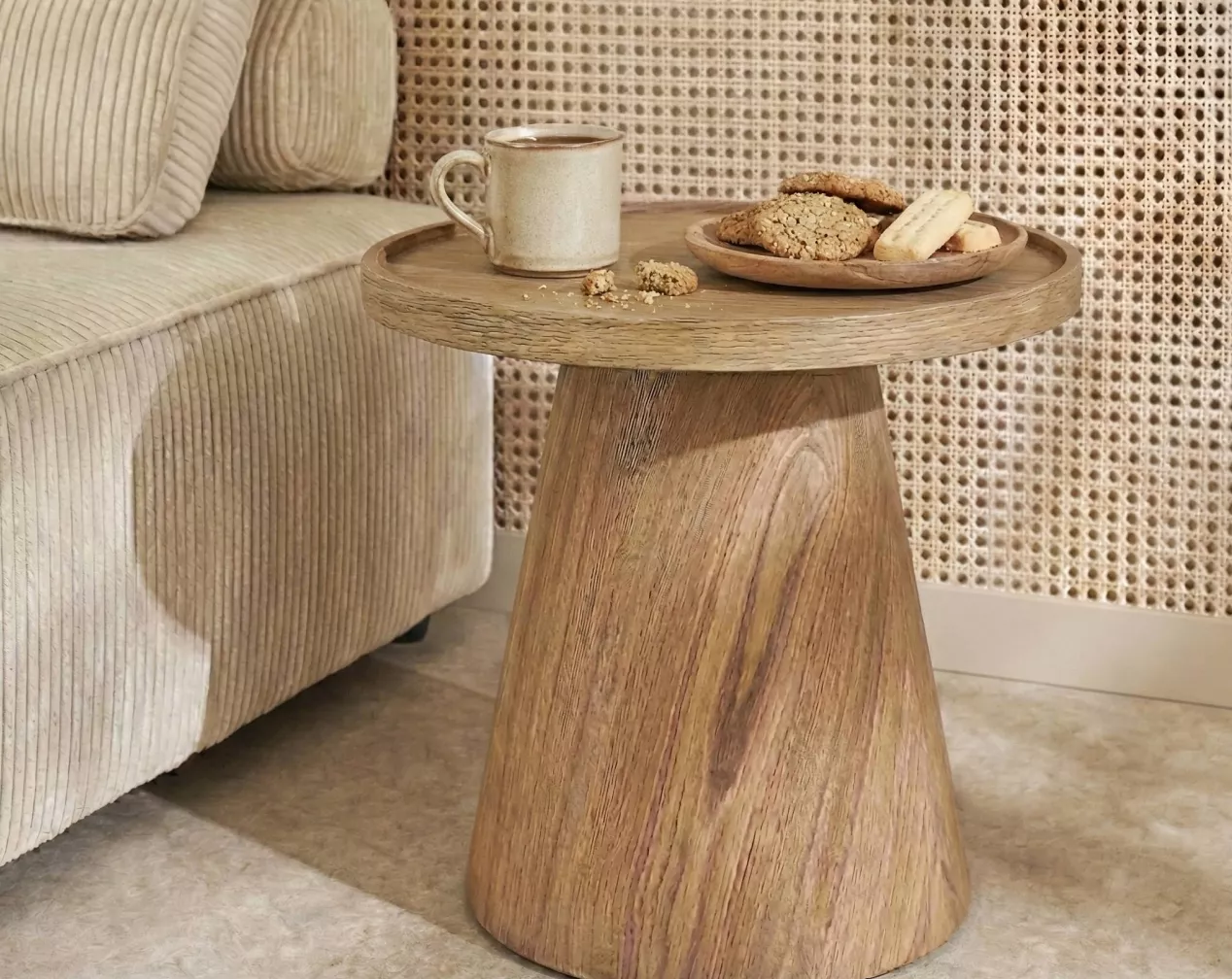 ronde bijzettafel van hout