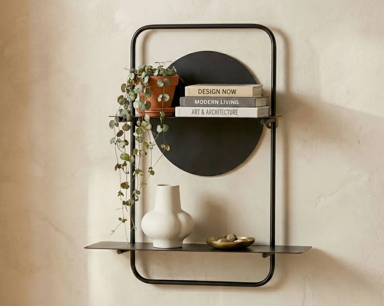 mensola di design in metallo nero