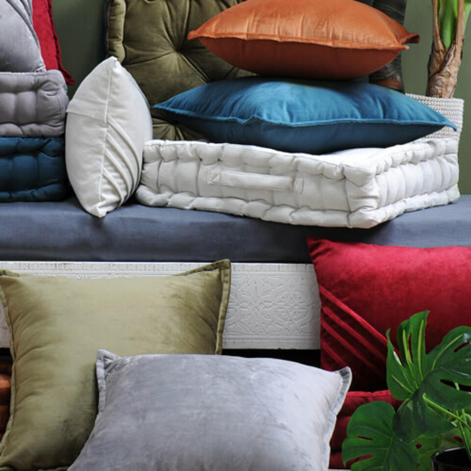 coussins salon en velours
