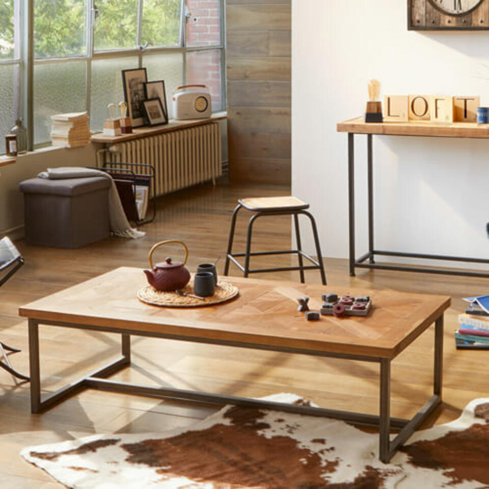 tavolo basso in legno e metallo