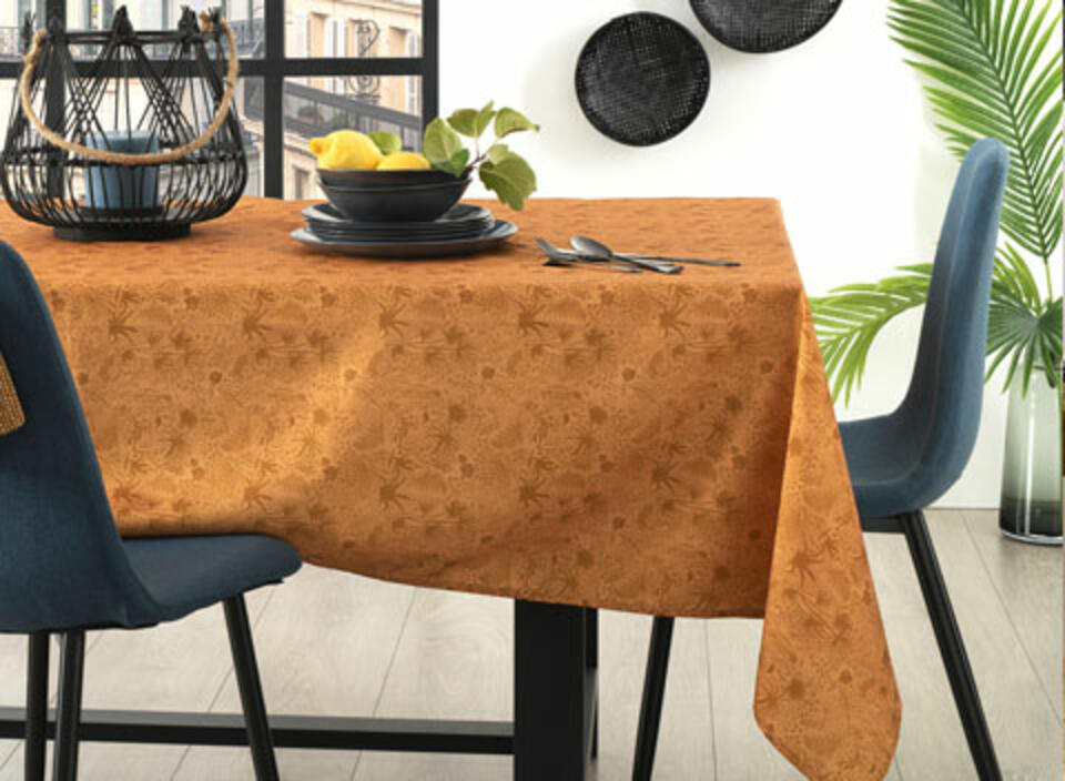 Mantel amarillo ocre