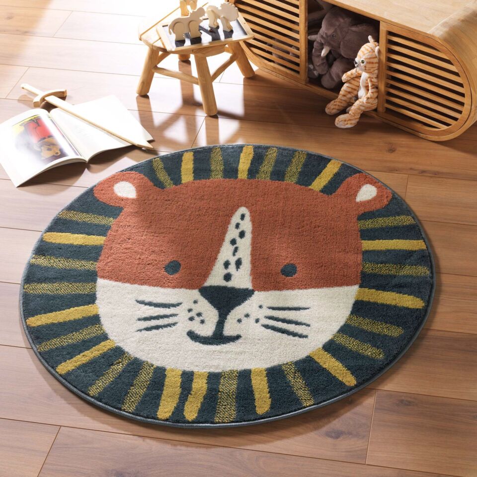 tapis rond avec motif lionceau