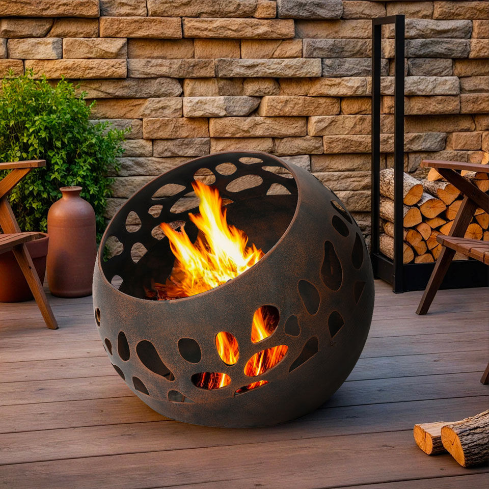 brasero ajouré en fer brun