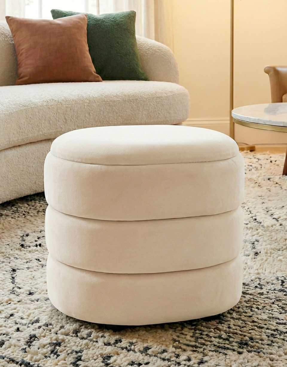 pouf arrondi en tissu blanc