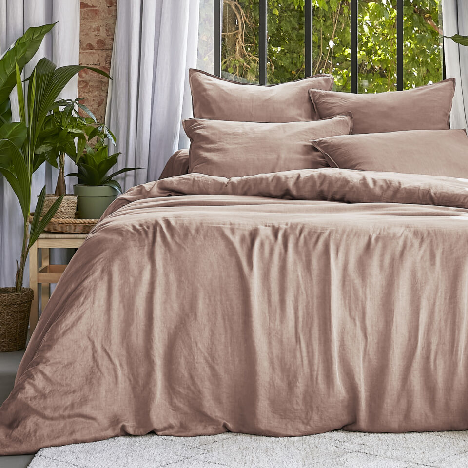 Lit avec housse de couette tencel lyocell rose clair