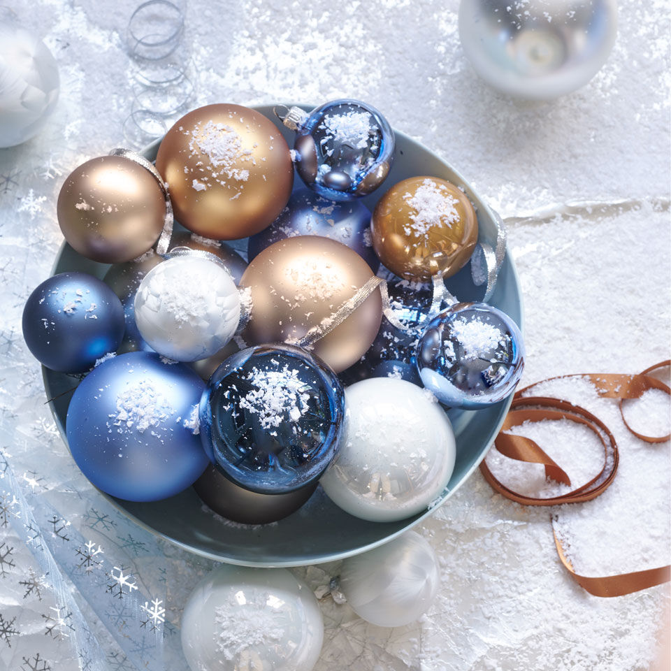 Palline di Natale blu e color rame