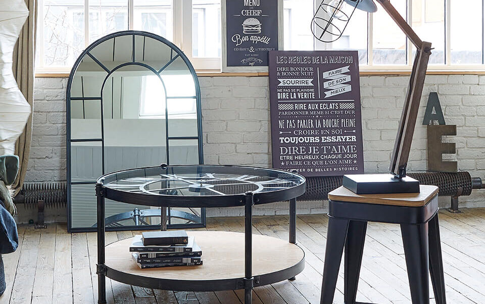 salone con mobili stile industriale