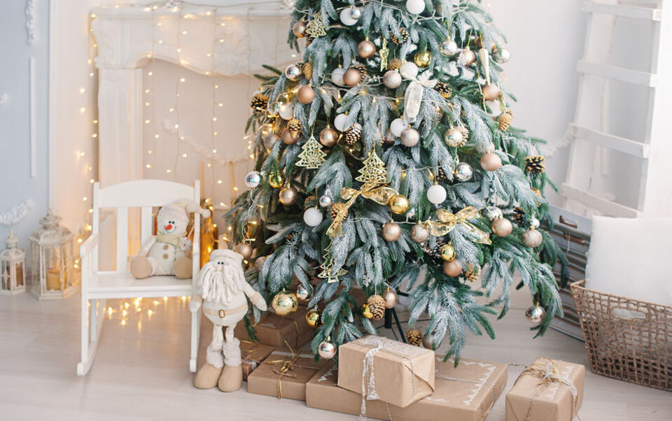 albero di Natale dorato e argentato
