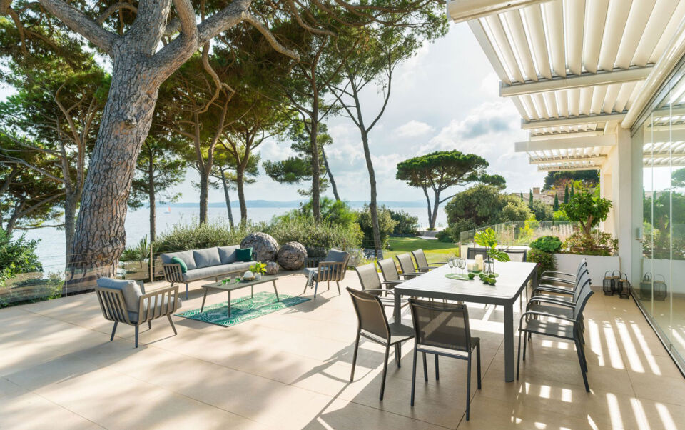 mobili da giardino : vantaggi dell'alluminio
