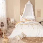 https://cdn1.eminza.com/uploads/cache/legacy_product_150_standard/uploads/media/64f74201f0f3d/balancelle-marrakech-sable-2