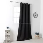https://cdn1.eminza.com/uploads/cache/legacy_product_150_standard/uploads/media/64ff075162fce/rideau-occultant-135-x-h250-cm-notte-noir-2