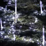 https://cdn1.eminza.com/uploads/cache/legacy_product_150_standard/uploads/media/64ff980ca2146/stalactite-lumineuse-l2-50-m-staga-blanc-froid-76-led-2