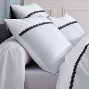 Taie d'oreiller carre percale de coton Passion Blanche
