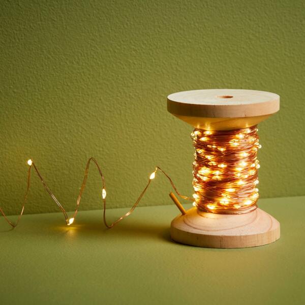 Guirlande LED à piles 16 boules L240cm en coton - Kaki / moutarde - Déco,  mobilier pour les professionnels - Decoration Brands