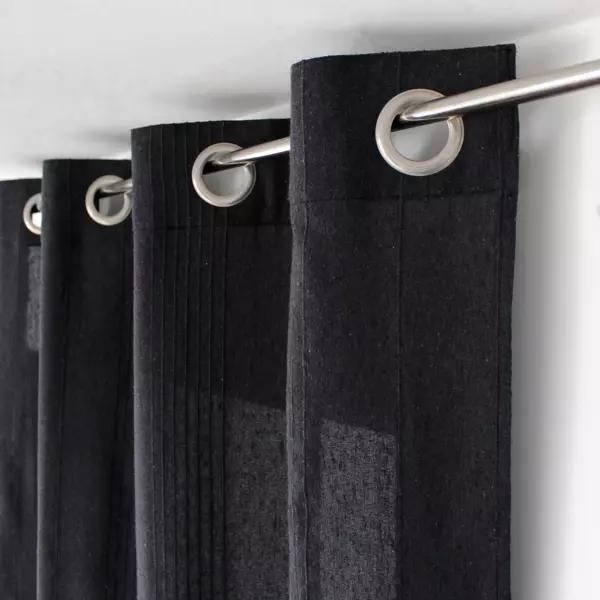 https://cdn1.eminza.com/uploads/cache/legacy_product_600_standard/uploads/media/650049e861956/rideau-coton-recycle-140-x-240-cm-bombay-gris-anthracite-4