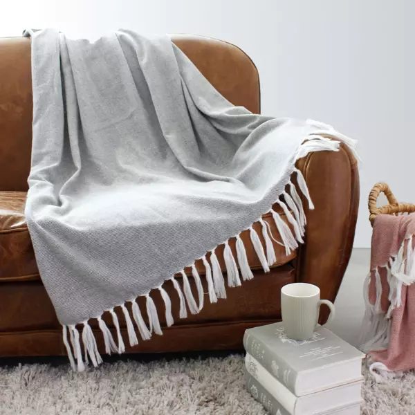 Telo Copridivano Moderno Minimalista – Antimacchia, Traspirante E Morbido, 180x300 Cm, Grigio Chiaro, Ideale Per Proteggere Il Divano Da Polvere E Peli Di Animali
