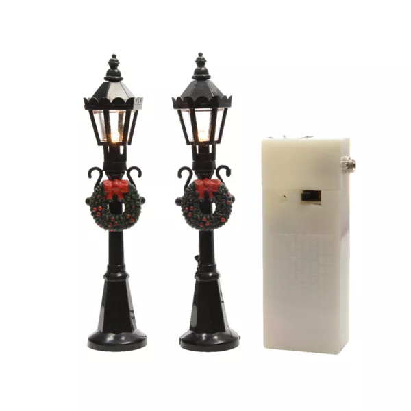 Lote de faroles iluminados para habilitar un pueblo