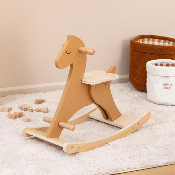 Gyngehest i træ (H54,5 cm) Dada Brun