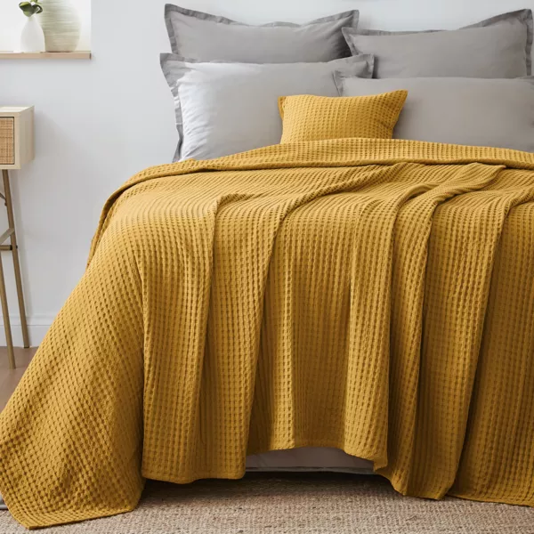 Couvre-lit coton nid d'abeille (180 x 220 cm) Maya Jaune safran
