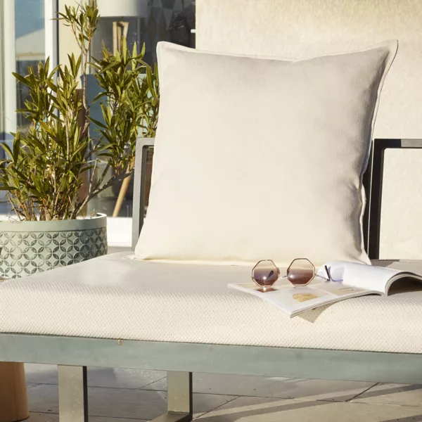 Housse de coussin extrieur carre (60 x 60 cm) Naia Ecru