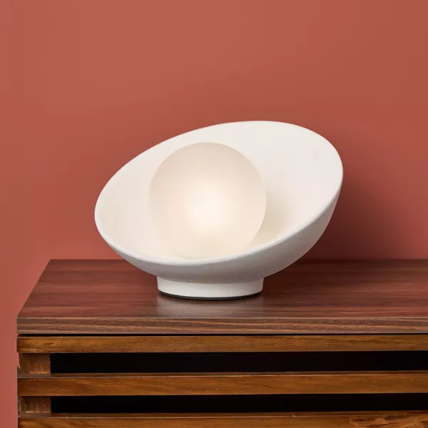 Bordlampe i keramik (H17 cm) Perlehvid