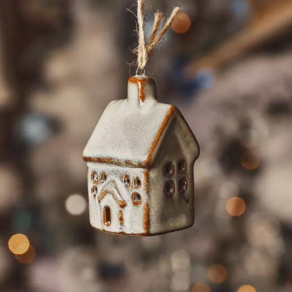 Suspension de Noël en porcelaine (H7 cm) Maison douce Beige