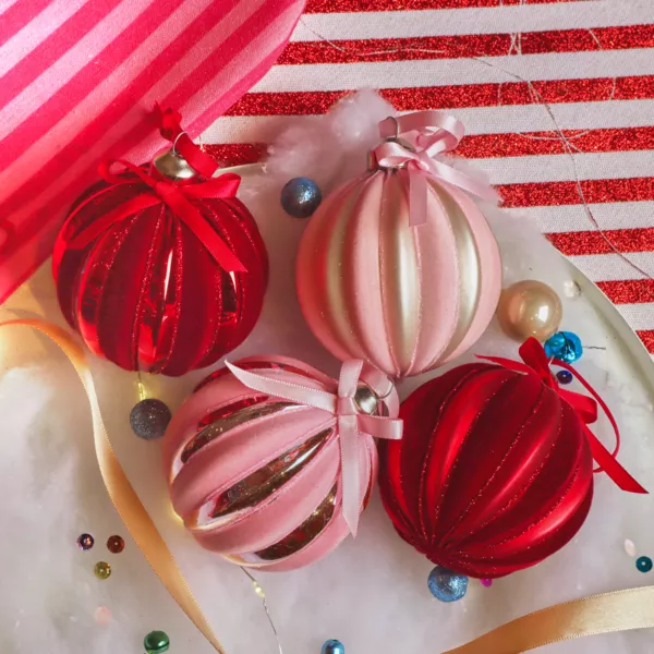 Lot de 12 boules de Noël en verre (D80 mm) Velours et noeud Rouge et rose