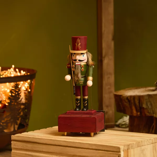Boîte à musique (H30 cm) Casse noisette Timothé la royauté Vert et bordeaux