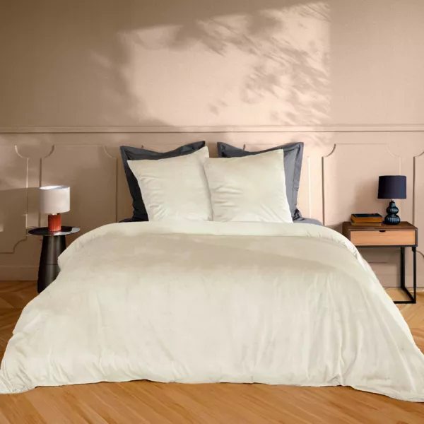 Housse de couette et deux taies d'oreiller velours (240 x 220 cm) Velina Ecru