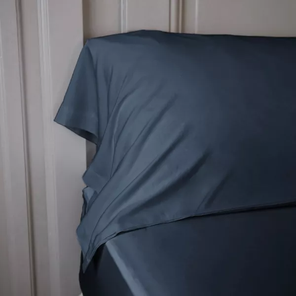 Taie de traversin satin de bambou (L185 cm) Salomé Bleu minuit