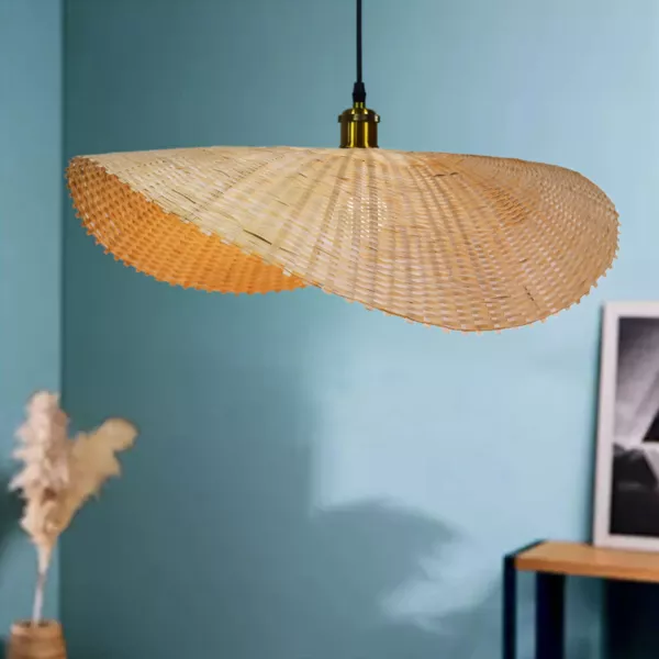 L�mpara colgante luminosa de bamb� trenzado (D60 cm) Calvi� Natural