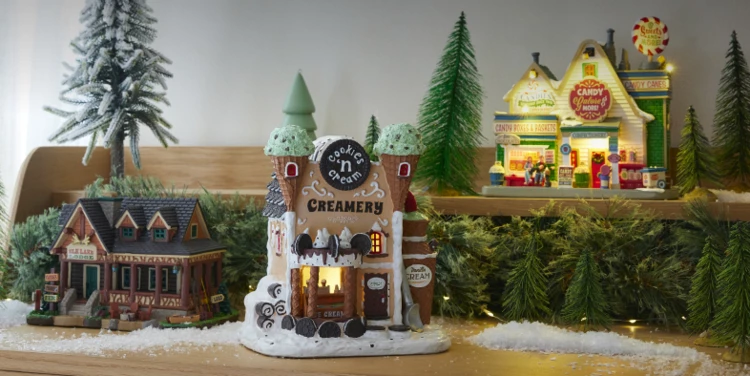 m-noel-village-393x197.jpg