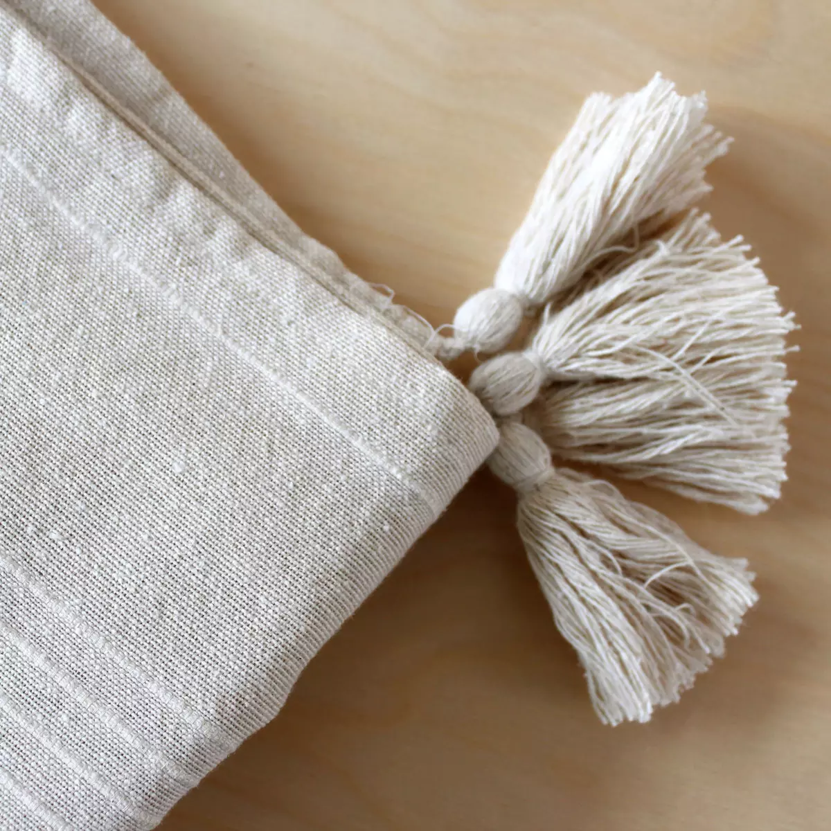 MEEMA Re | Nappe Carrée écologique | 152 X 152 Cm, Denim Recyclé Et Coton - Couleur Naturelle | Fabriquée à La Main, Lavable, Usage Quotidien Et