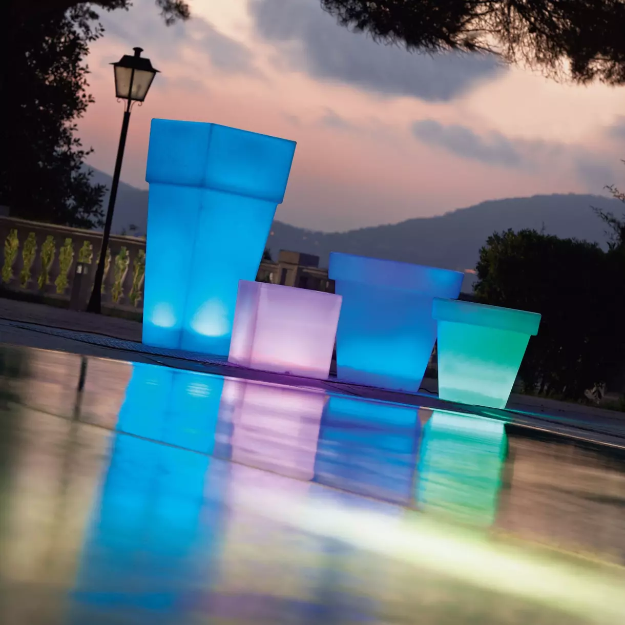 Cache pot Cali 18 LED (H65 cm) - Multicouleur 7