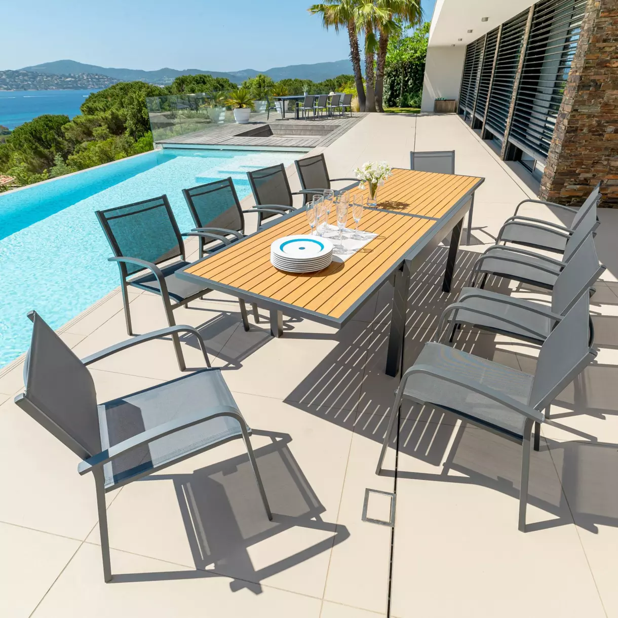 Tuintafel uitschuifbaar 10 personen Aluminium hout effect Murano (270 x 90 cm) - Antraciet 1