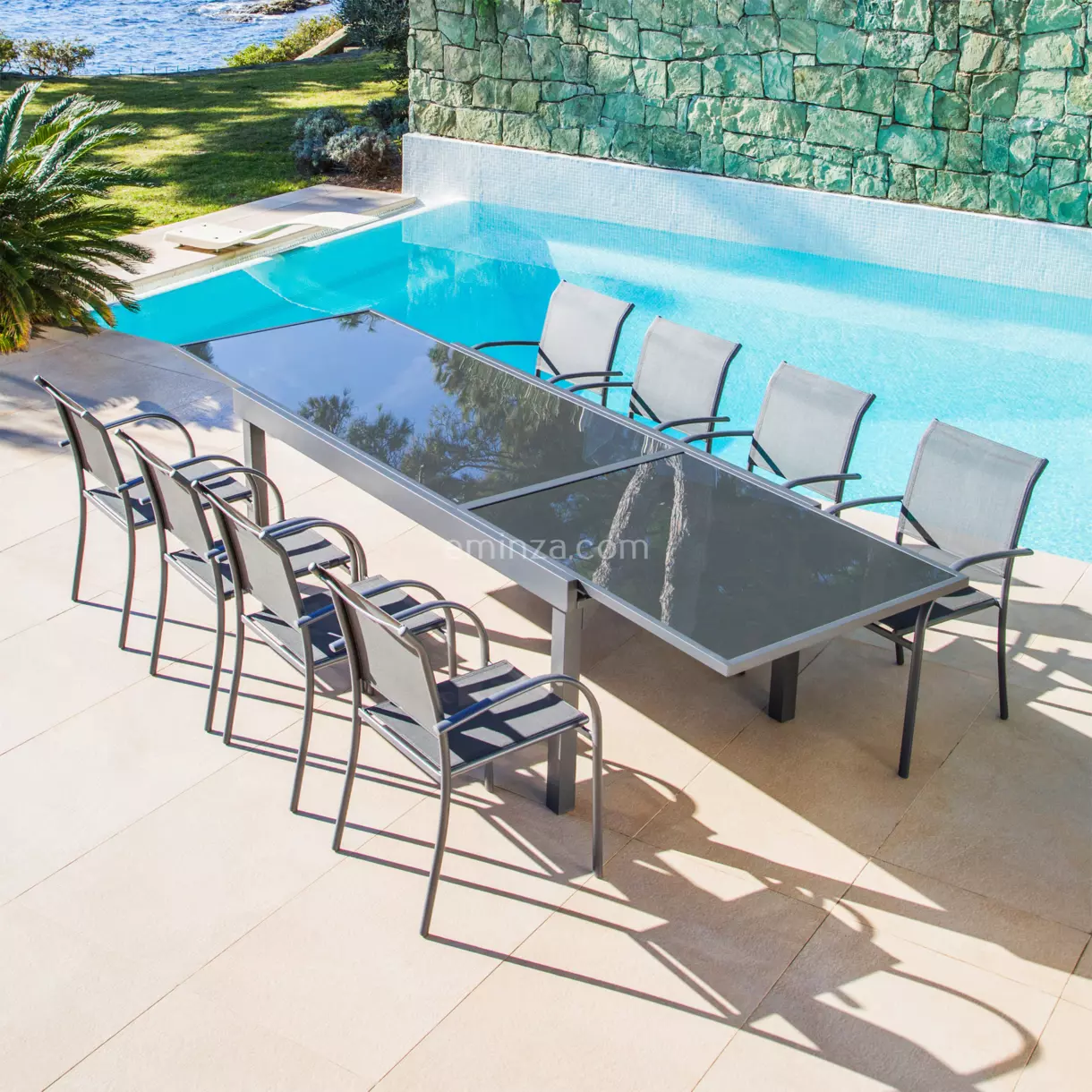 Table de jardin extensible 12 places en verre Murano (320 x 100 cm) - Anthracite 1