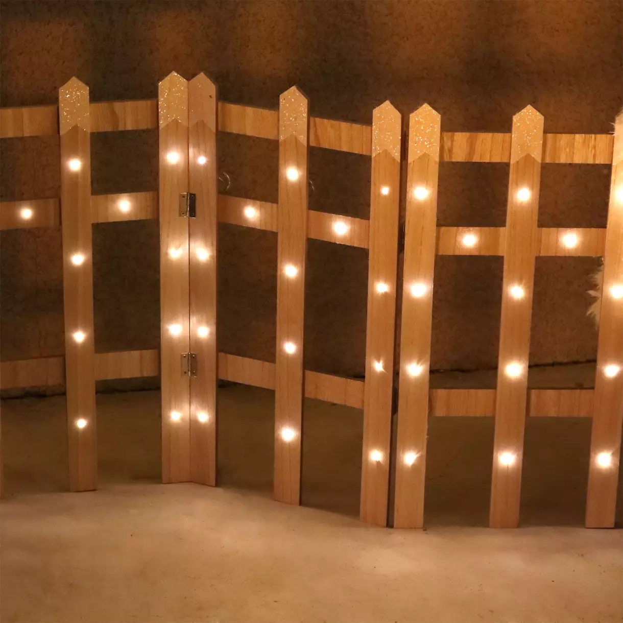 Barrière van hout verlicht warmwit 42 LED 1