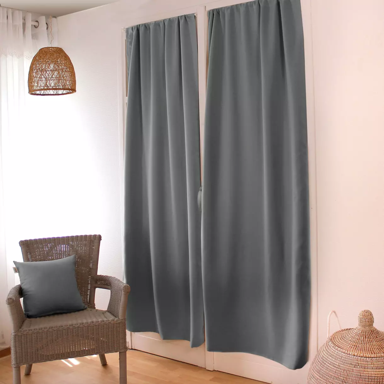 Cortina opaca con trabillas (90 x 210 cm) Night Gris claro