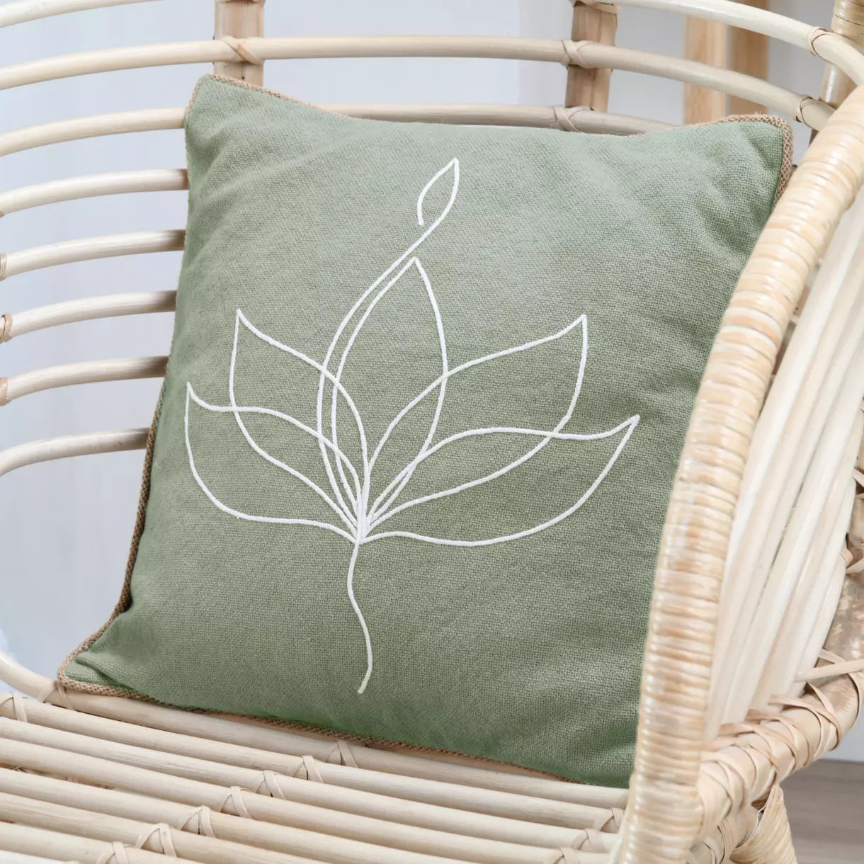 Coussin carré coton recyclé (40 cm) Asana Vert sauge 1