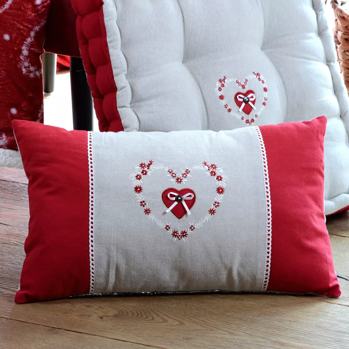 Coussin rectangulaire Pauline cœur Rouge 1