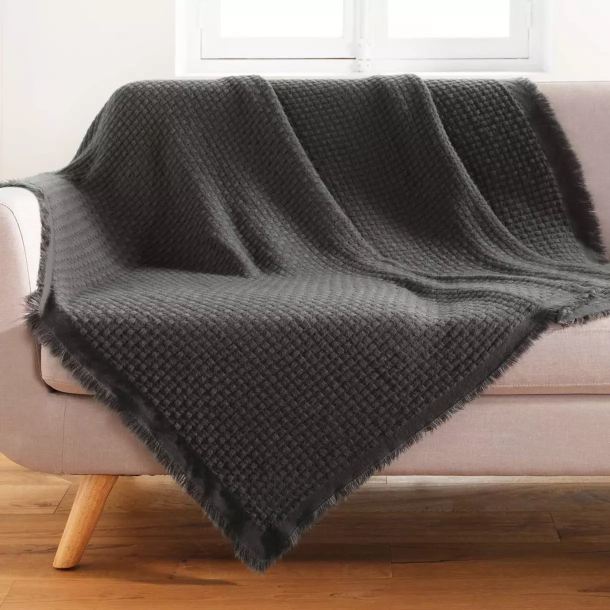 Jeté de canapé (150 cm) Coraline Gris anthracite 1
