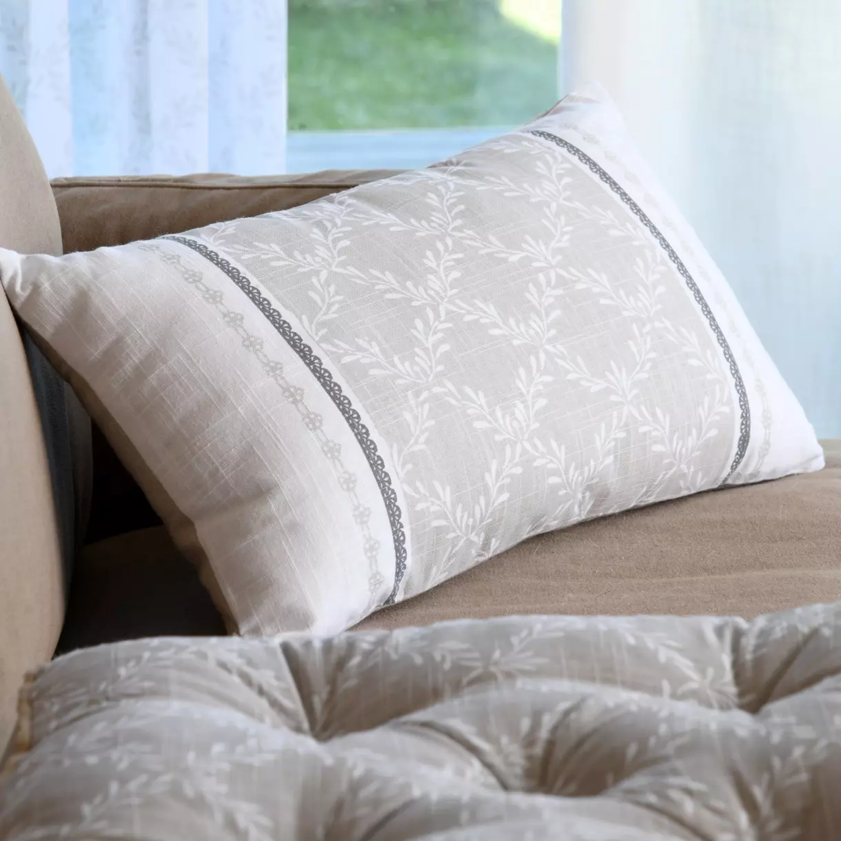 Sierkussen rechthoekig (50 cm) Delila Beige 1