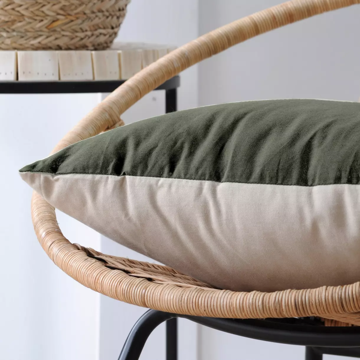 Coussin carré (50 cm) Duo Vert kaki 1