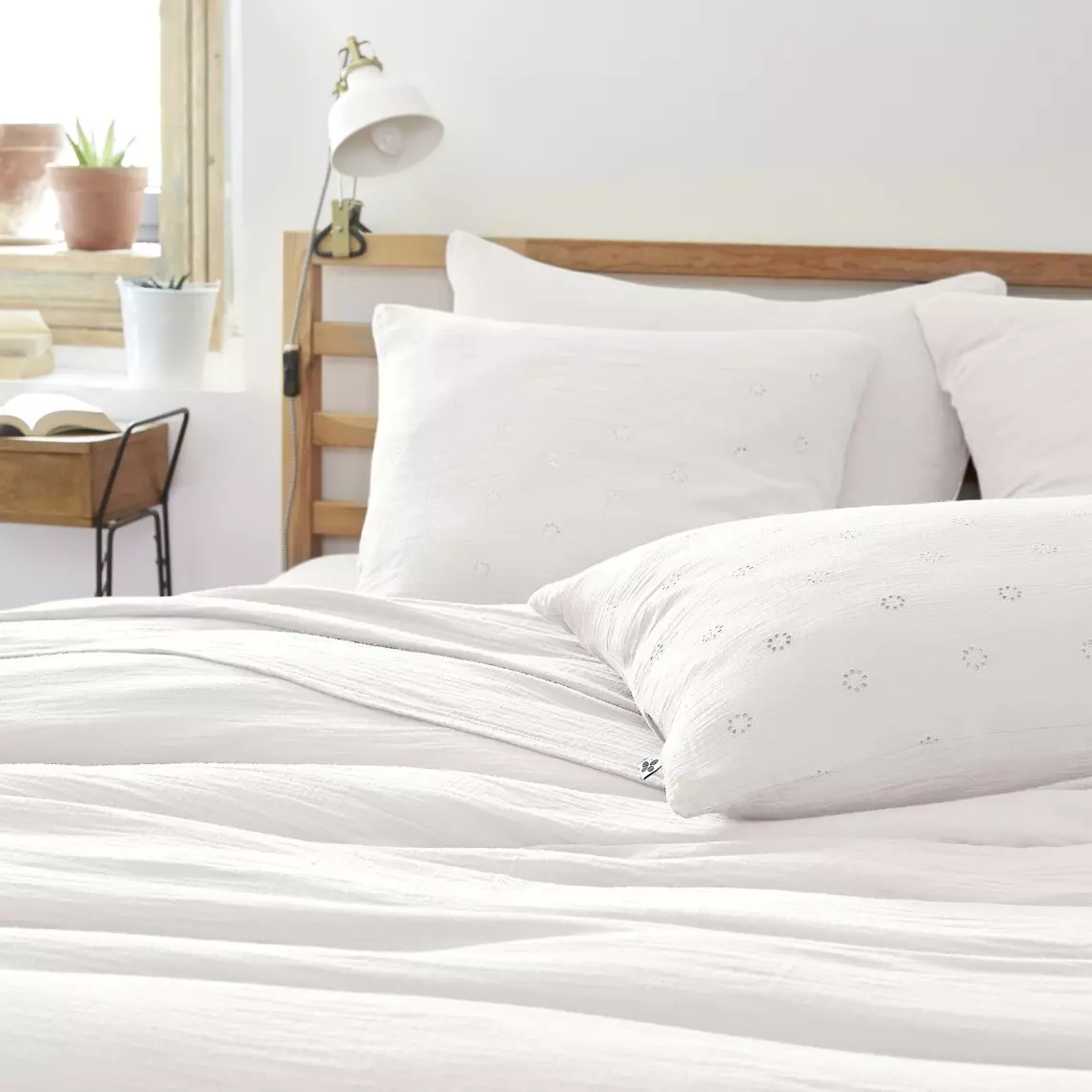 Taie d'oreiller carrée gaze de coton (60 cm) Gaïa Boho Blanc chantilly 1