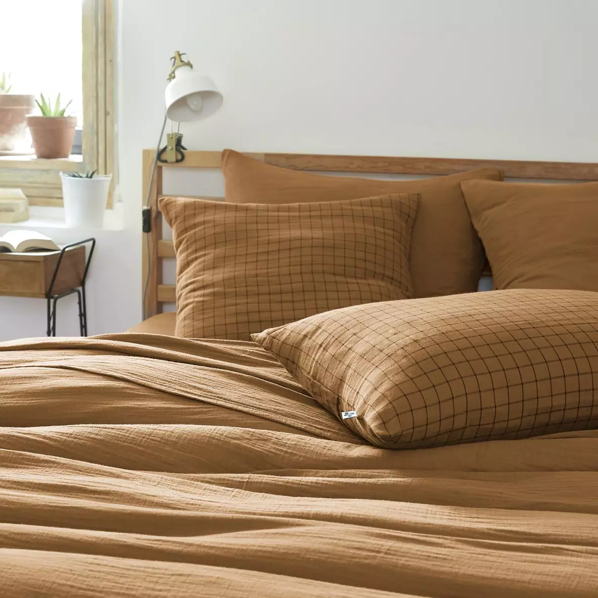Funda de almohada cuadrada en en gasa de algodón (60 cm) Gaïa Mix Camel 1