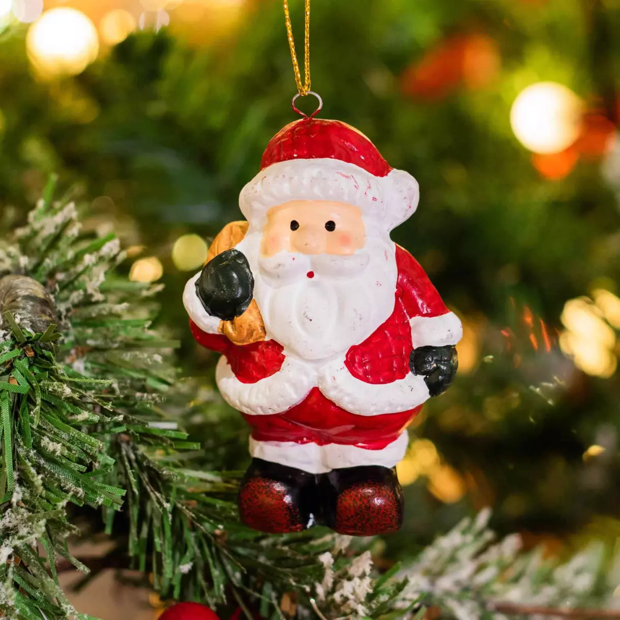 Père Noël à suspendre Pierre Rouge 1